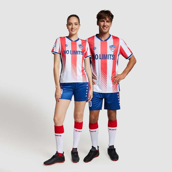Kit Futbol premier con cuello de pico romo